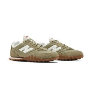 New Balance Men’s RC30 'OLIVE' gently used